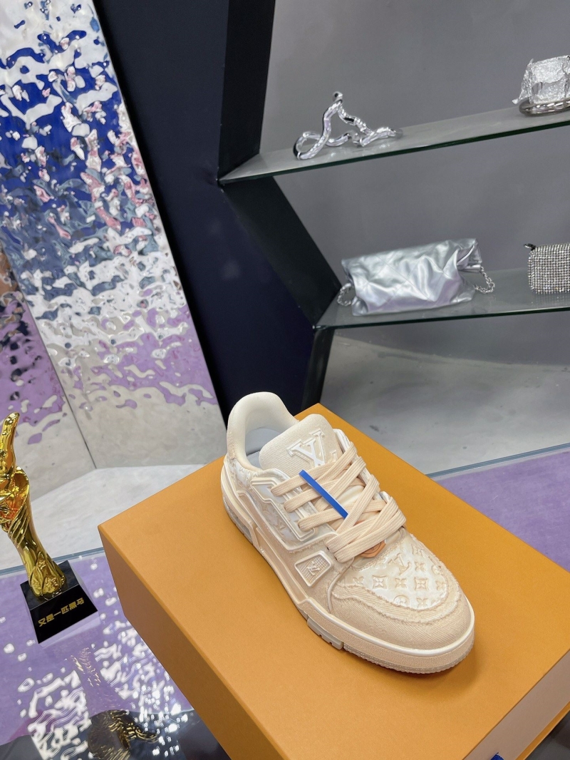 Louis Vuitton Sneakers